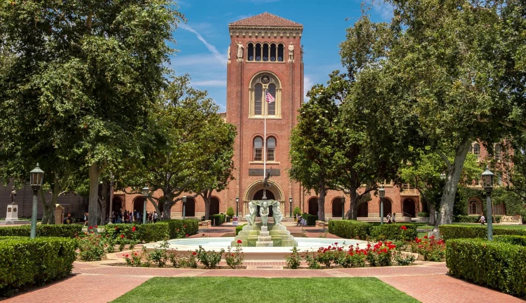 Bovard Auditorium tower and fountain at the University of Southern California